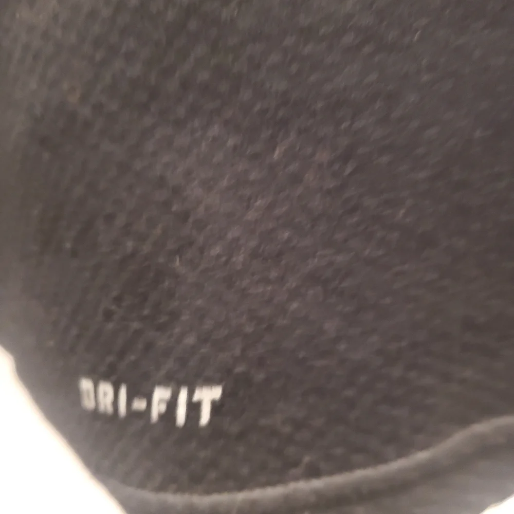 Nike Sweater - Picture 7 of 8